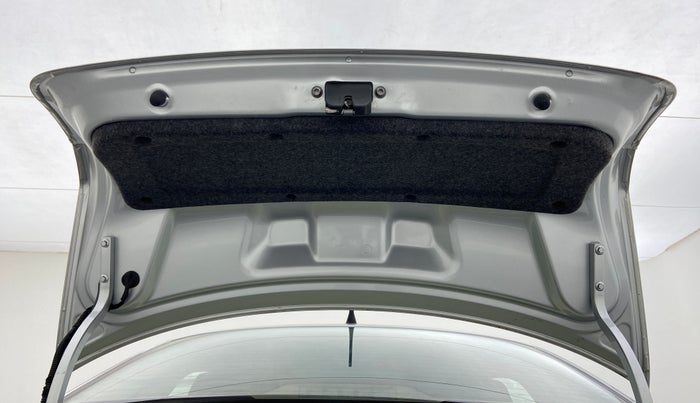 2017 Skoda Rapid 1.5 TDI MT AMBITION, Diesel, Manual, 36,808 km, Boot Door Open