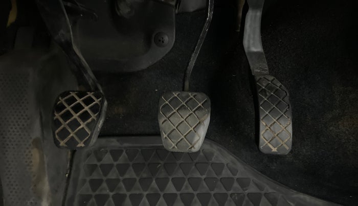 2017 Skoda Rapid 1.5 TDI MT AMBITION, Diesel, Manual, 36,808 km, Pedals