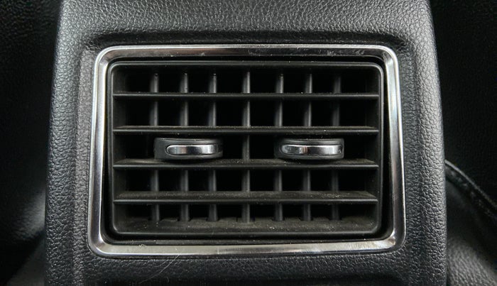 2017 Skoda Rapid 1.5 TDI MT AMBITION, Diesel, Manual, 36,808 km, Rear AC Vents