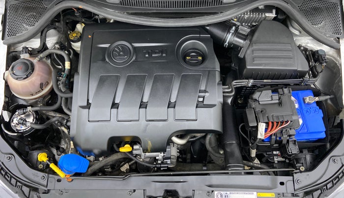 2017 Skoda Rapid 1.5 TDI MT AMBITION, Diesel, Manual, 36,808 km, Open Bonet