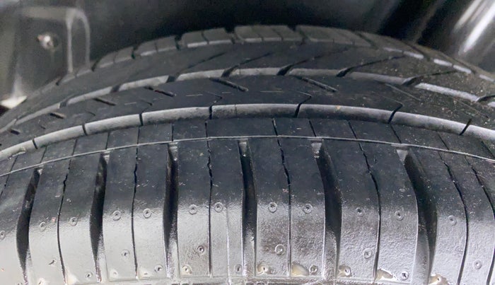 2019 Volkswagen Polo Trendline 1.0 L Petrol, Petrol, Manual, 10,740 km, Left Rear Tyre Tread