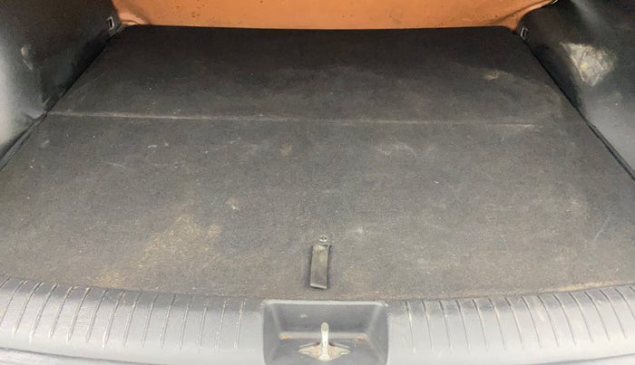 2016 Hyundai Creta  SX 1.6 Petrol , Petrol, Manual, 31,439 km, Boot Inside