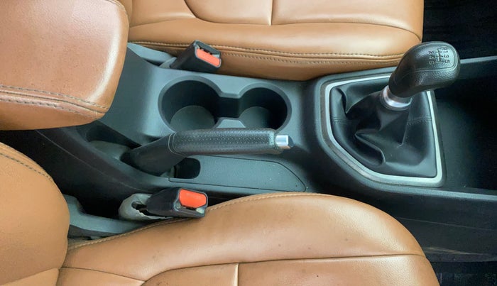 2016 Hyundai Creta  SX 1.6 Petrol , Petrol, Manual, 31,439 km, Gear Lever