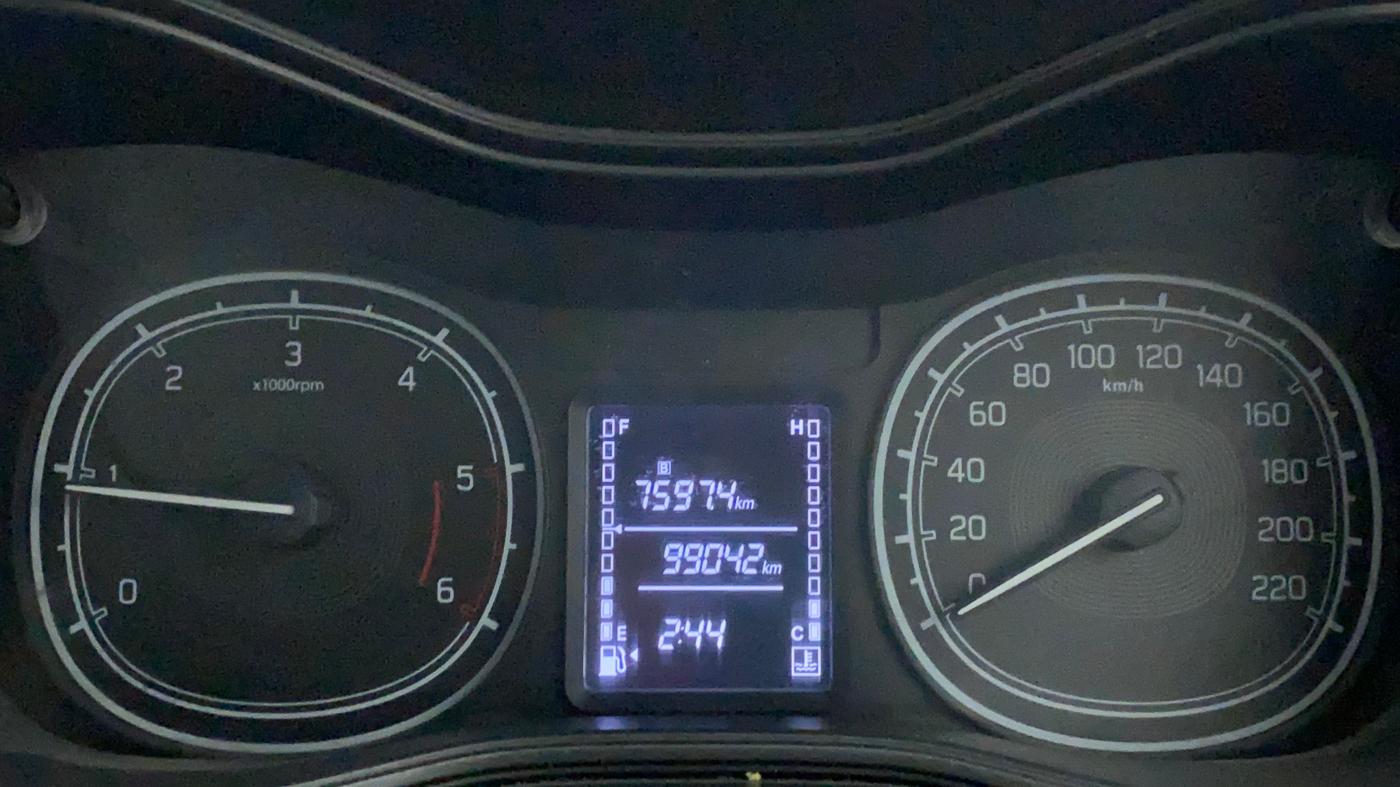 2016 Maruti Vitara Brezza VDI (O), Diesel, Manual, 99,340 km, Odometer Image
