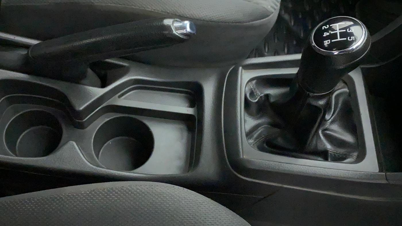 2016 Maruti Vitara Brezza VDI (O), Diesel, Manual, 99,340 km, Gear Lever