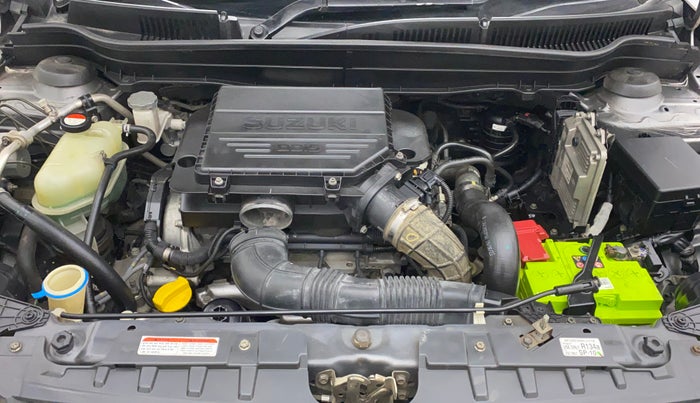 2016 Maruti Vitara Brezza VDI (O), Diesel, Manual, 99,340 km, Open Bonet