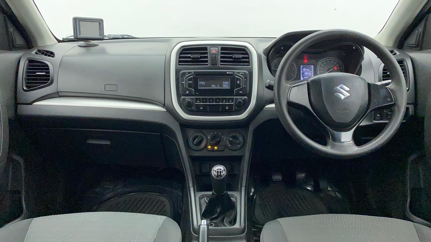 2016 Maruti Vitara Brezza VDI (O), Diesel, Manual, 99,340 km, Dashboard