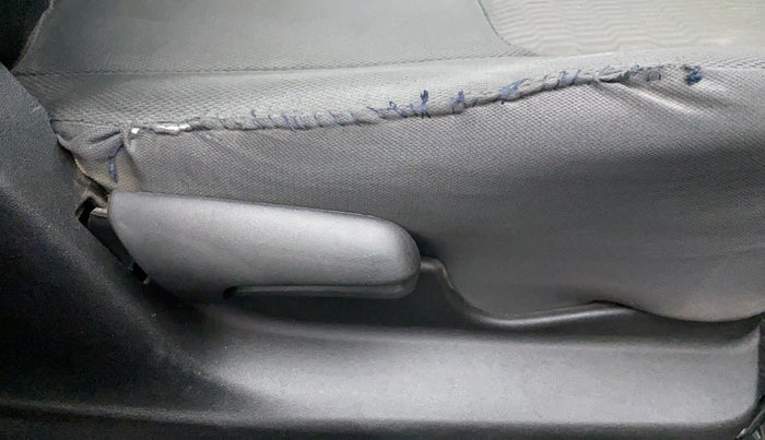 2016 Maruti Vitara Brezza VDI (O), Diesel, Manual, 99,340 km, Driver Side Adjustment Panel