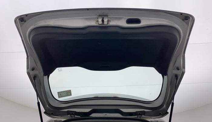 2016 Maruti Vitara Brezza VDI (O), Diesel, Manual, 99,340 km, Boot Door Open