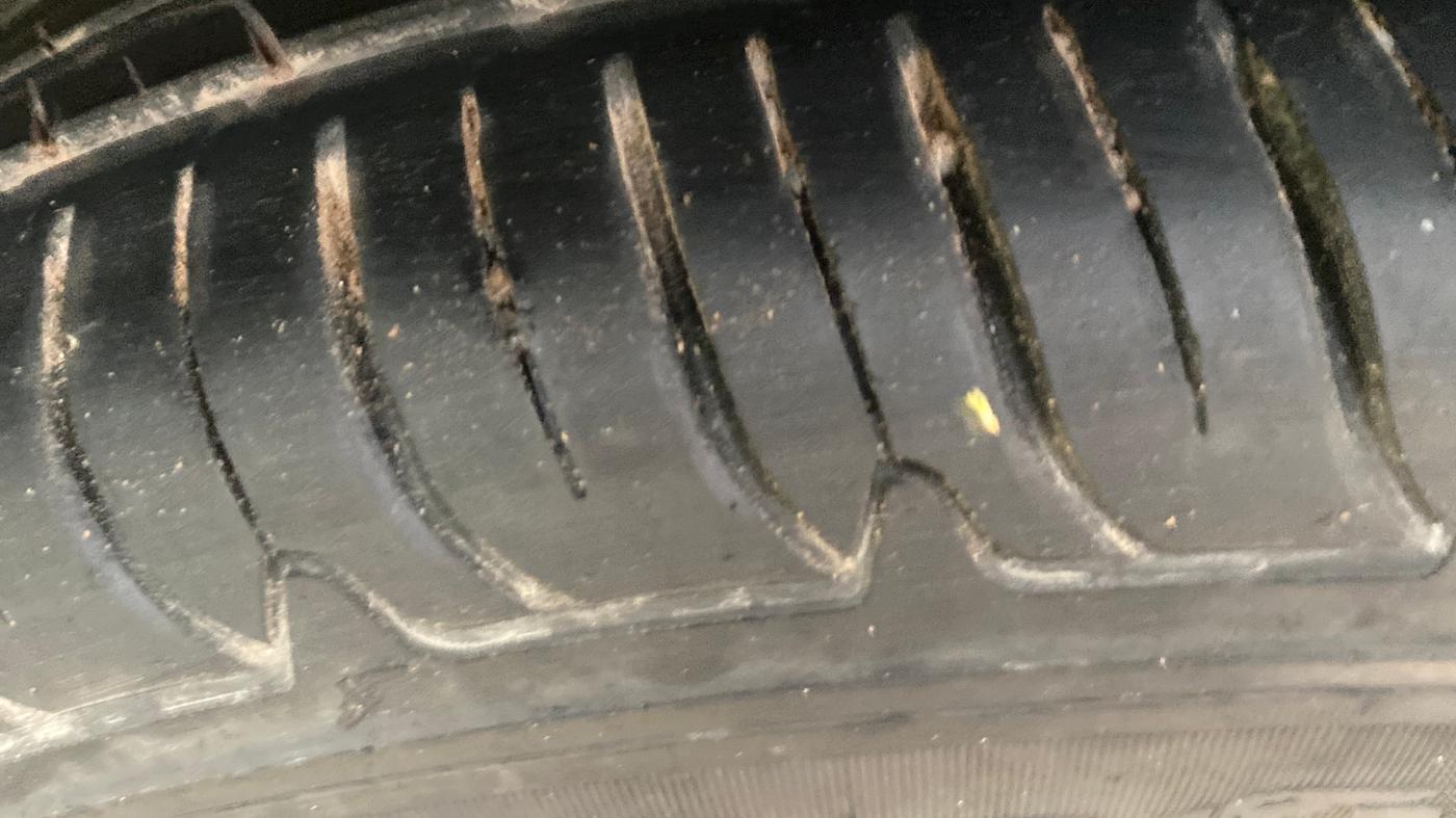 2025 Tata Curvv Pure Plus 1.2 Petrol 7DCA, Petrol, Automatic, 19,533 km, Left Rear Tyre Tread