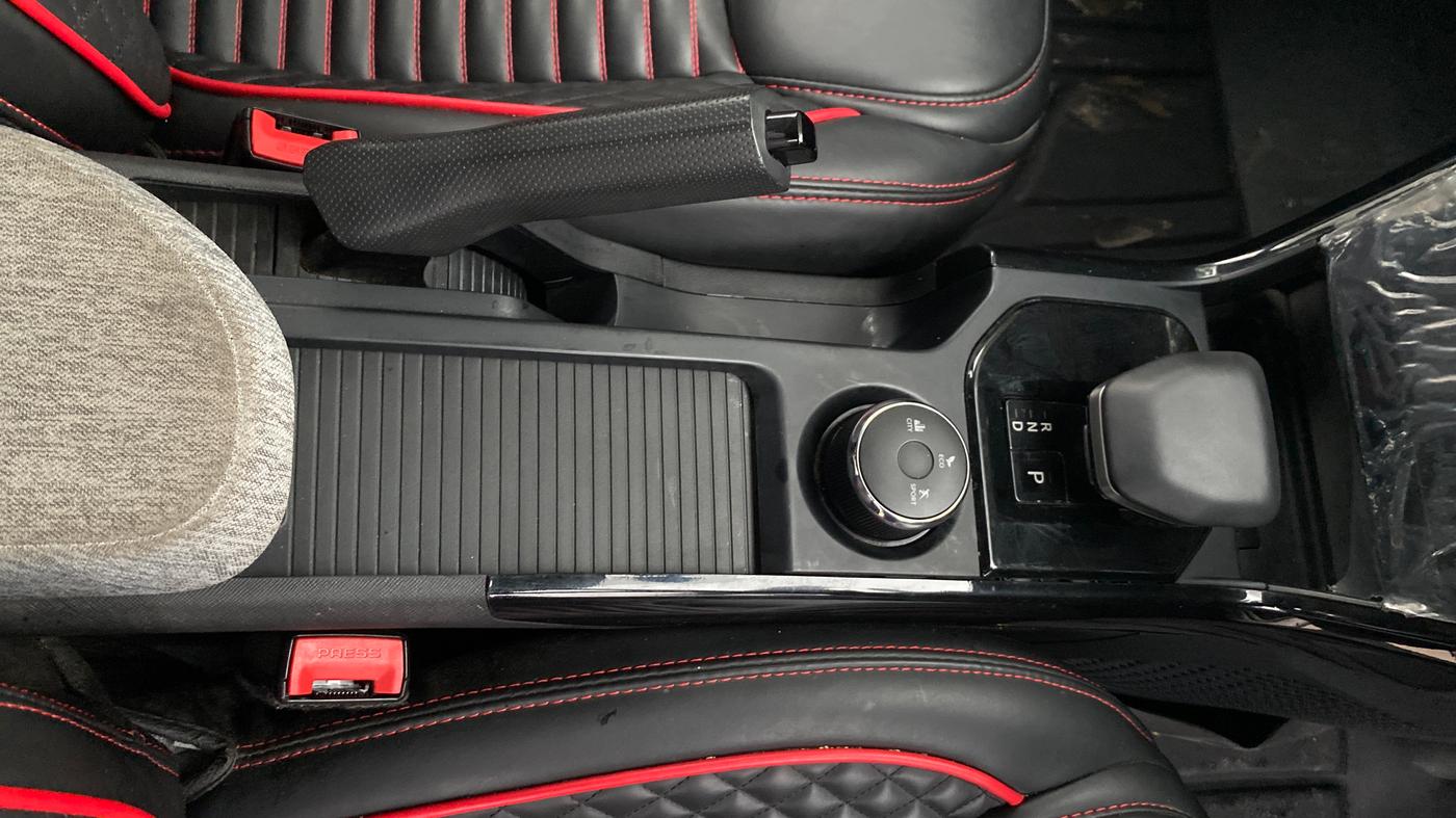 2025 Tata Curvv Pure Plus 1.2 Petrol 7DCA, Petrol, Automatic, 19,533 km, Gear Lever