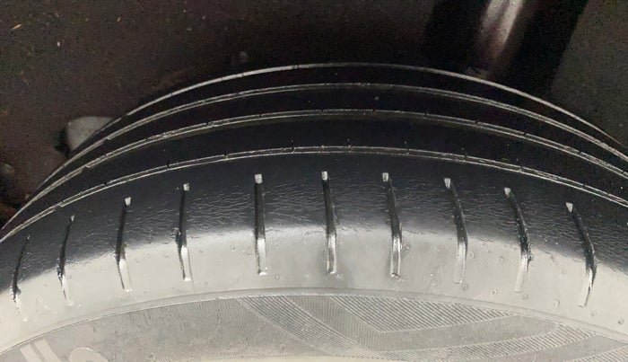 2019 Maruti Baleno ALPHA PETROL 1.2, Petrol, Manual, 52,291 km, Left Rear Tyre Tread