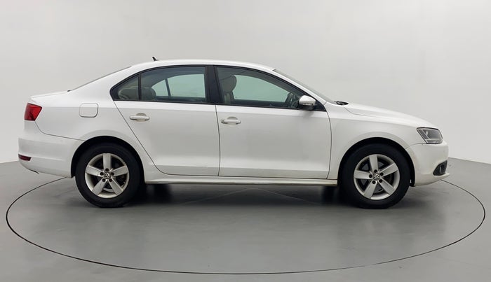 2012 Volkswagen Jetta COMFORTLINE TDI, Diesel, Manual, 1,17,927 km, Right Side