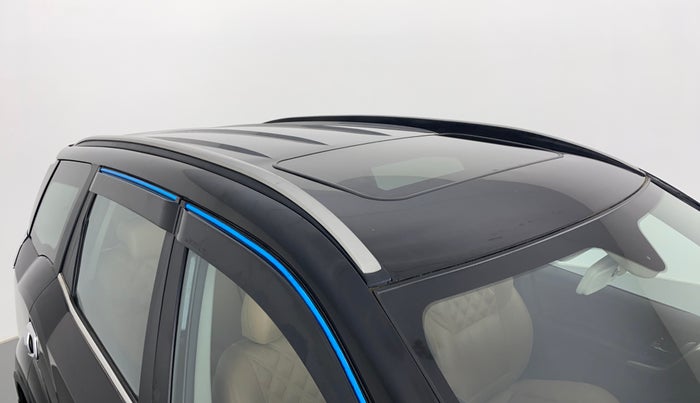 2021 Mahindra XUV500 W9 AT, Diesel, Automatic, 22,138 km, Roof