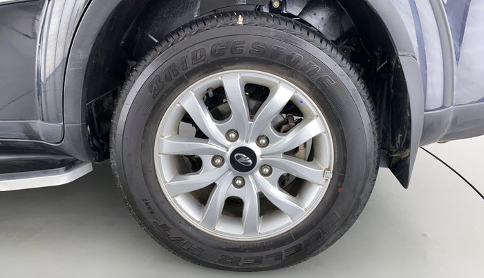 2021 Mahindra XUV500 W9 AT, Diesel, Automatic, 22,138 km, Left Rear Wheel