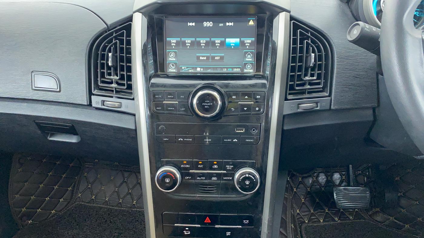 2021 Mahindra XUV500 W9 AT, Diesel, Automatic, 22,138 km, Air Conditioner
