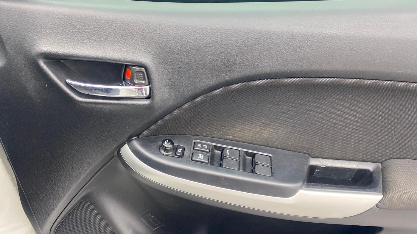 2018 Maruti Baleno ZETA CVT PETROL 1.2, Petrol, Automatic, 66,305 km, Driver Side Door Panels Control