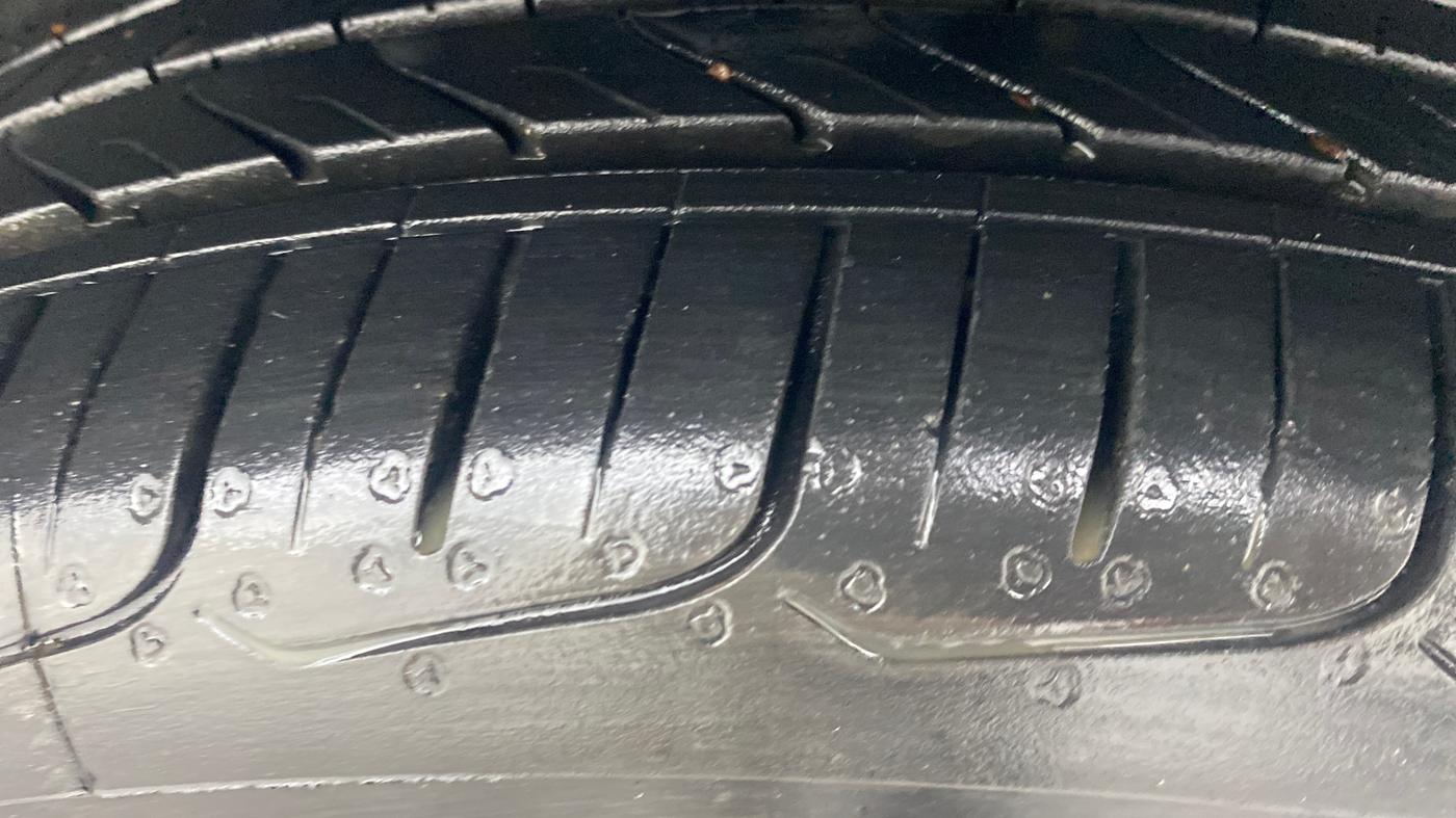 2018 Maruti Baleno ZETA CVT PETROL 1.2, Petrol, Automatic, 66,305 km, Right Front Tyre Tread