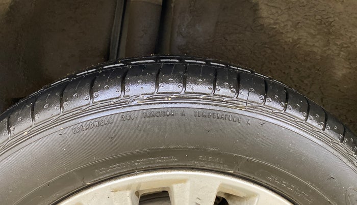 2020 Maruti Ciaz DELTA AT 1.5 SHVS PETROL, Petrol, Automatic, 74,819 km, Right Rear Tyre Tread