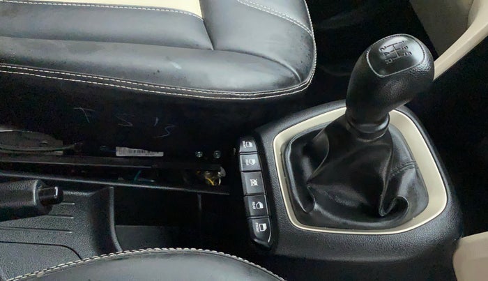 2021 Hyundai NEW SANTRO SPORTZ EXECUTIVE MT CNG, CNG, Manual, 17,658 km, Gear Lever