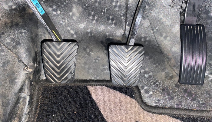 2022 Hyundai NEW I20 SPORTZ 1.2 MT, Petrol, Manual, 42,433 km, Pedals