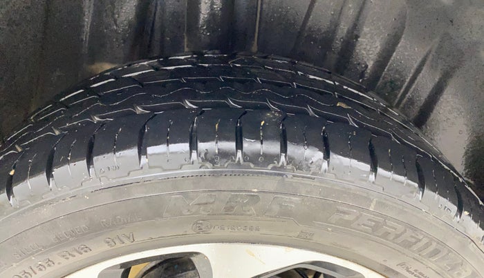 2022 Maruti Baleno ALPHA PETROL 1.2, Petrol, Manual, 1,03,153 km, Right Rear Tyre Tread