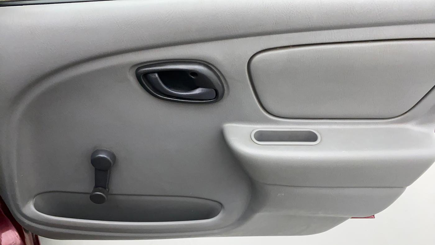 2010 Maruti Alto K10 LXI P, Petrol, Manual, 19,362 km, Driver Side Door Panels Control