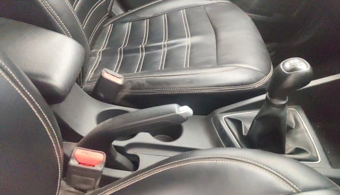 2016 Hyundai Elite i20 SPORTZ 1.2, Petrol, Manual, 71,856 km, Gear Lever