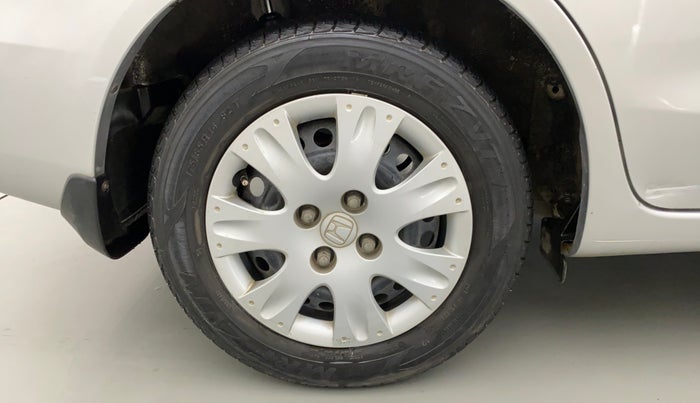 2015 Honda Amaze 1.2L I-VTEC S, Petrol, Manual, 33,905 km, Right Rear Wheel