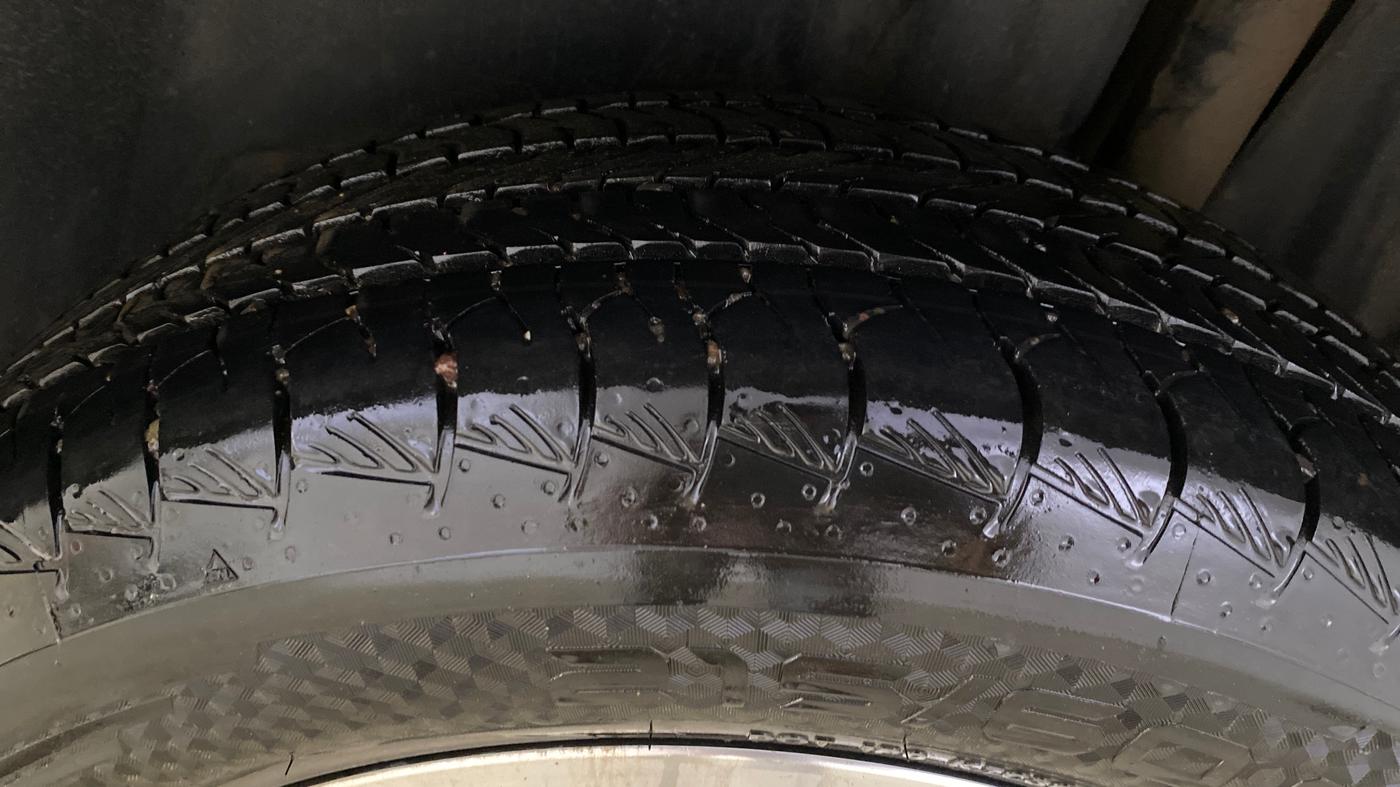 2022 Maruti Grand Vitara ALPHA SMART HYBRID AT DUAL TONE, Petrol, Automatic, 47,818 km, Left Rear Tyre Tread