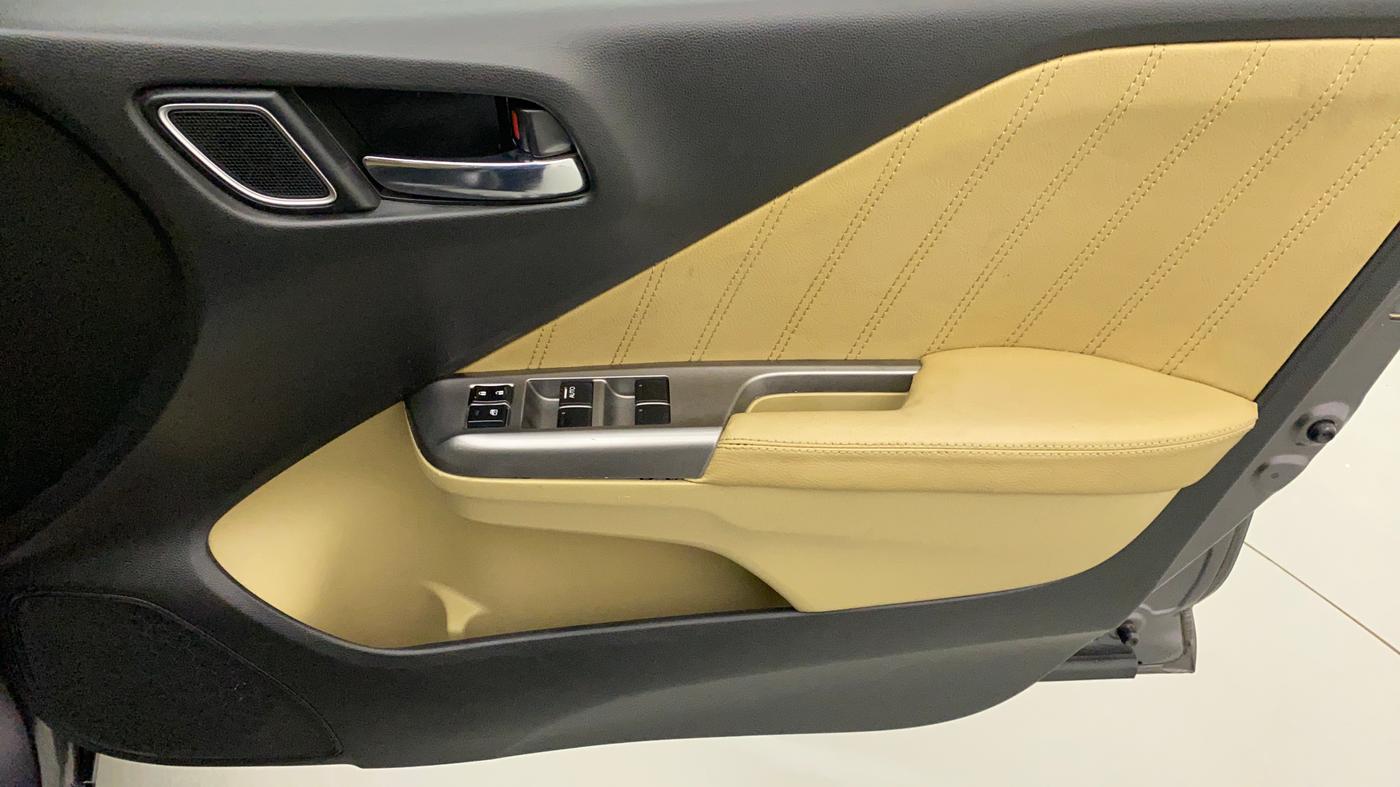 2017 Honda City 1.5L I-VTEC VX, Petrol, Manual, 18,129 km, Driver Side Door Panels Control