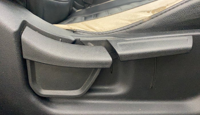 2020 Hyundai Creta E 1.5 DIESEL, Diesel, Manual, 73,011 km, Driver Side Adjustment Panel