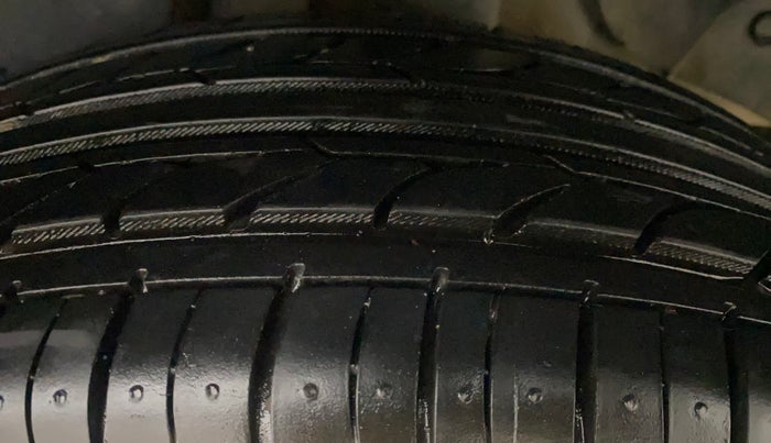 2020 Hyundai Creta E 1.5 DIESEL, Diesel, Manual, 73,011 km, Left Rear Tyre Tread