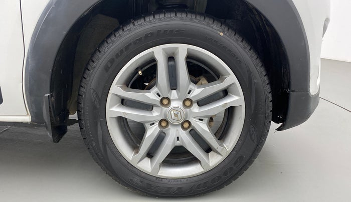 2019 Renault TRIBER RXZ, Petrol, Manual, 34,280 km, Right Front Wheel