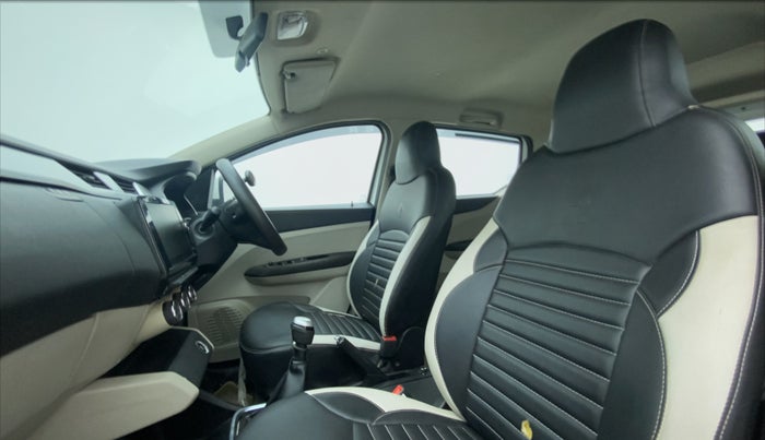 2019 Renault TRIBER RXZ, Petrol, Manual, 34,280 km, Right Side Front Door Cabin