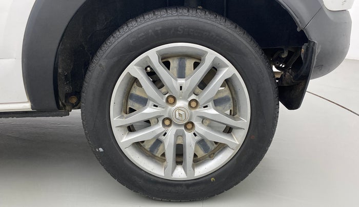 2019 Renault TRIBER RXZ, Petrol, Manual, 34,280 km, Left Rear Wheel