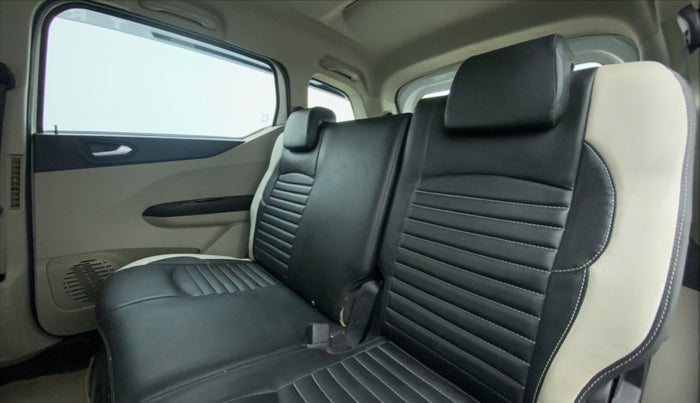 2019 Renault TRIBER RXZ, Petrol, Manual, 34,280 km, Right Side Rear Door Cabin