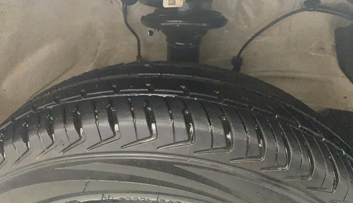 2023 Maruti Alto K10 VXI, Petrol, Manual, 10,809 km, Right Front Tyre Tread