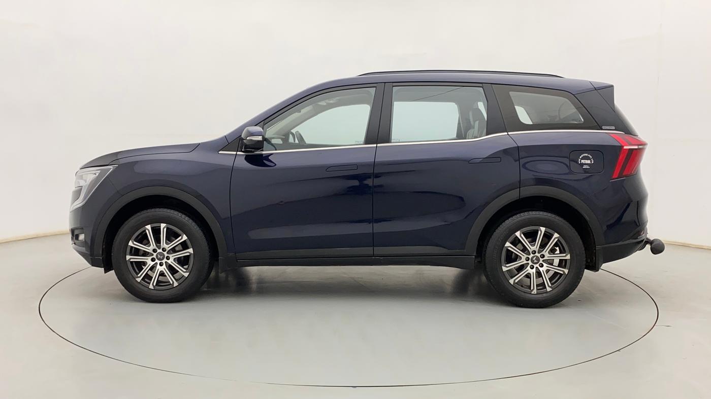 2022 Mahindra XUV700 AX 7 P MT 7 STR, Petrol, Manual, 18,849 km, Left Side