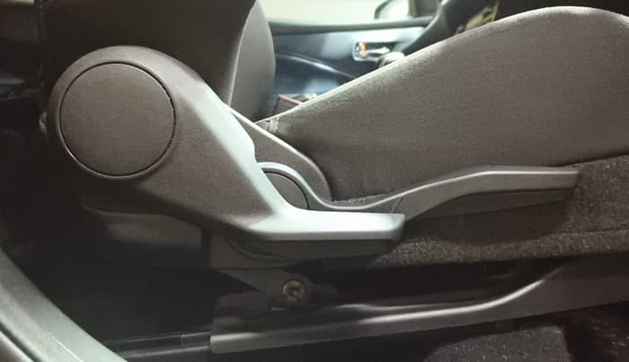 2022 Maruti Baleno ALPHA 1.2 AGS, Petrol, Automatic, 53,390 km, Driver Side Adjustment Panel