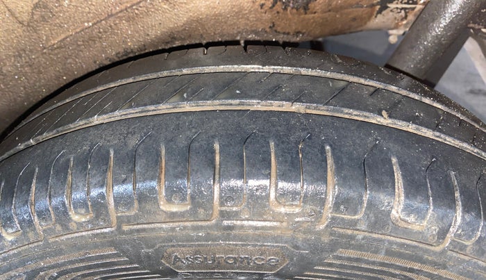 2014 Maruti Wagon R 1.0 LXI, Petrol, Manual, 68,771 km, Left Rear Tyre Tread