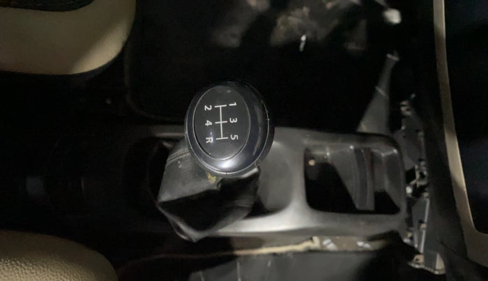 2014 Maruti Wagon R 1.0 LXI, Petrol, Manual, 68,771 km, Gear Lever