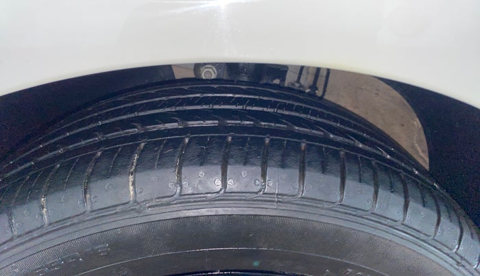 2021 Skoda Rapid AMBITION AT TSI, Petrol, Automatic, 22,711 km, Left Front Tyre Tread
