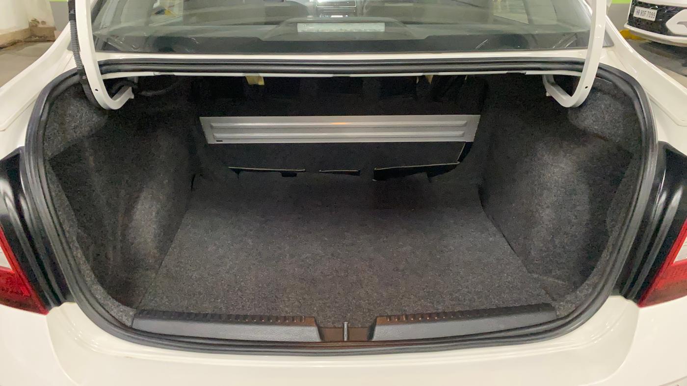 2021 Skoda Rapid AMBITION AT TSI, Petrol, Automatic, 22,757 km, Boot Inside