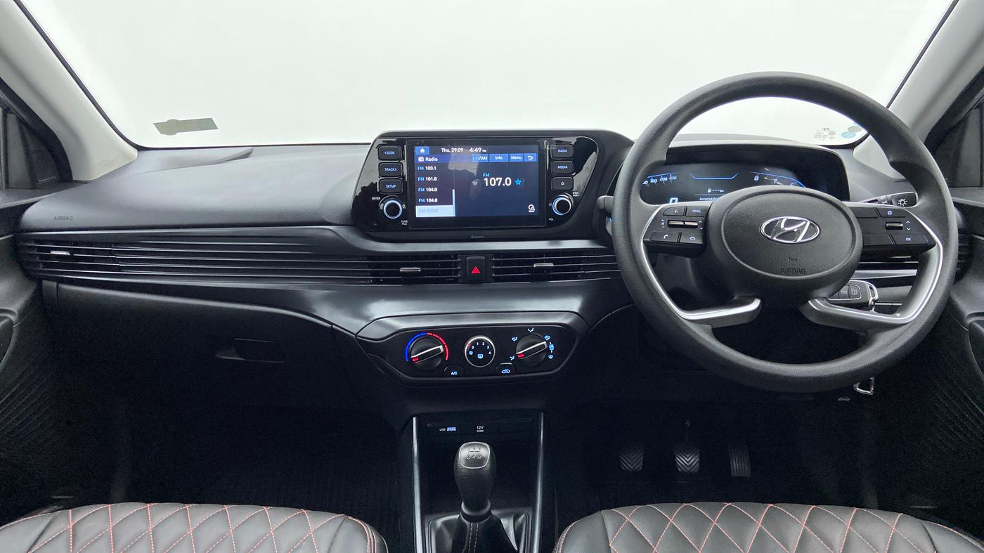 2021 Hyundai NEW I20 SPORTZ 1.2 MT, Petrol, Manual, 3,014 km, Dashboard