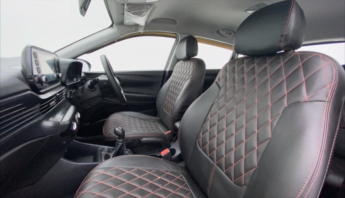 2021 Hyundai NEW I20 SPORTZ 1.2 MT, Petrol, Manual, 3,014 km, Right Side Front Door Cabin