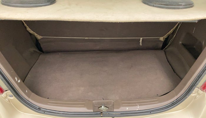 2010 Maruti Zen Estilo LXI, Petrol, Manual, 31,085 km, Boot Inside