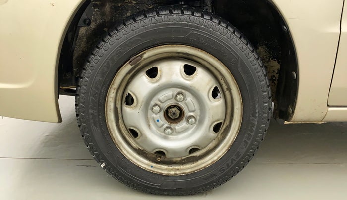 2010 Maruti Zen Estilo LXI, Petrol, Manual, 31,085 km, Left Front Wheel