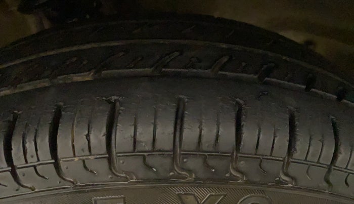 2013 Maruti Alto K10 VXI, Petrol, Manual, 52,650 km, Left Front Tyre Tread