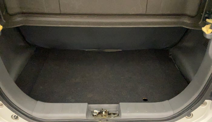 2013 Maruti Alto K10 VXI, Petrol, Manual, 52,650 km, Boot Inside
